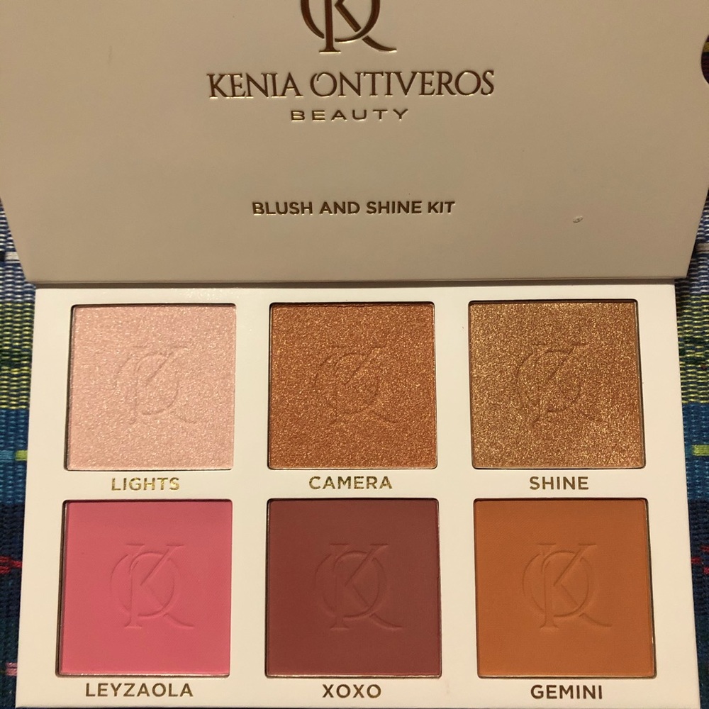 KENIA ONTIVEROS - Blush and Shine Kit
